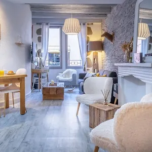 https://un-cottage-alpin-chaleureux-dans-le-coeur-d-annecy.hotels-rhonealpes.com
