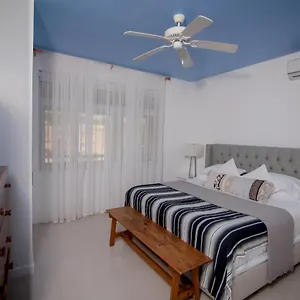 https://ocho-rios-penthouse-at-whispering-seas.comcaribbean.com